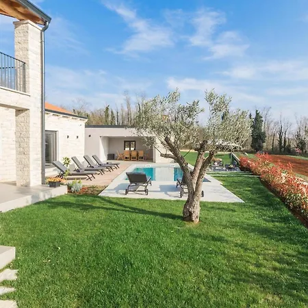 Harmony Porec بيت للعطل *